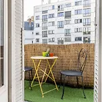 La Belle Vie A Paris - With Balcony