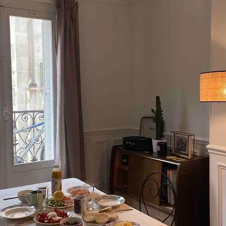 Apartment La Belle Vie A - With Balcony *