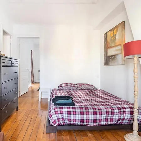 Apartment La Belle Vie A - With Balcony *